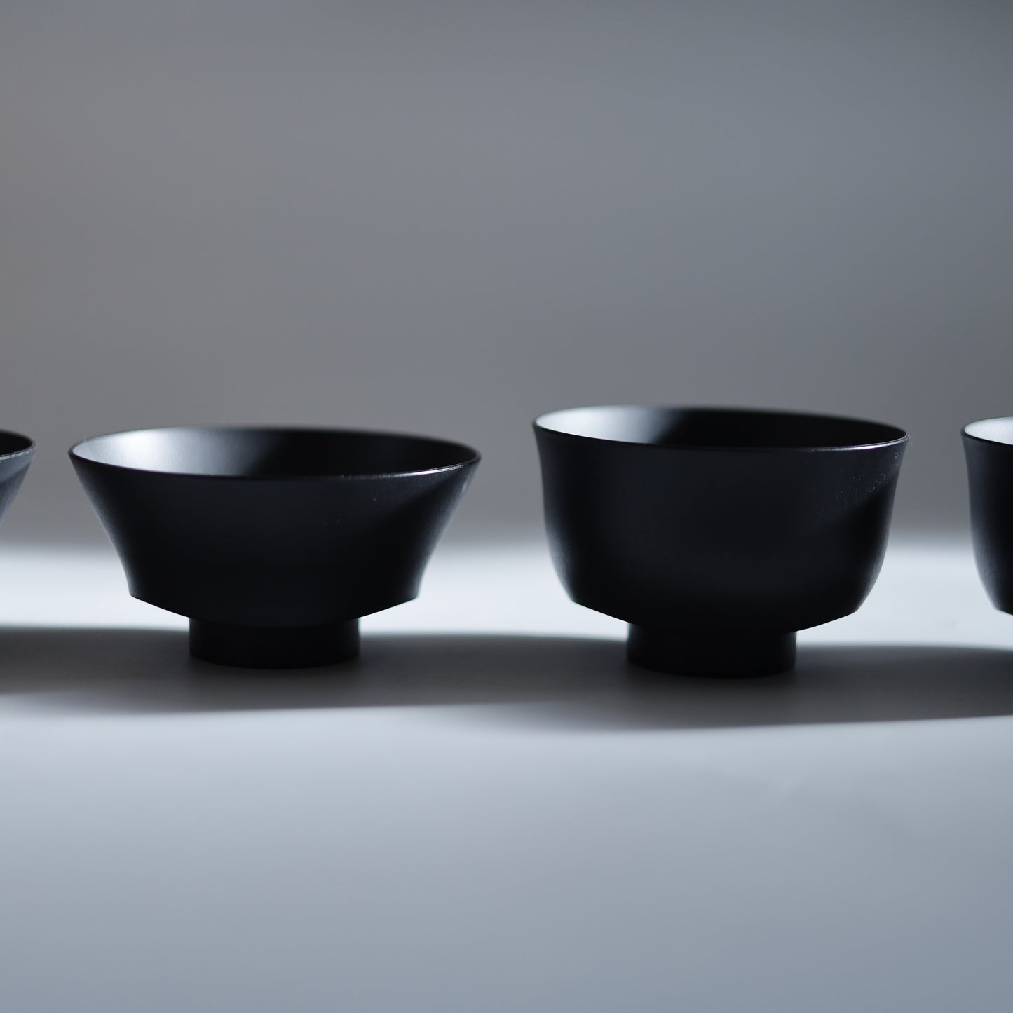 お茶碗・汁椀 各2セット + 白色ギフトボックス付き