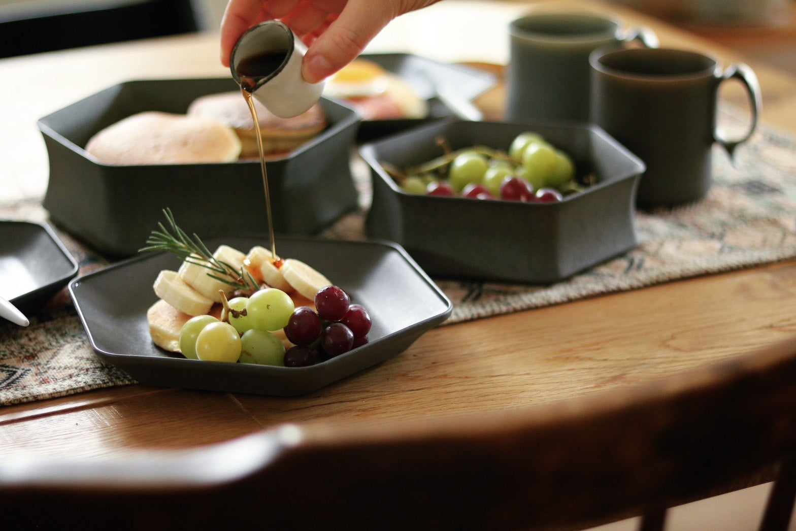 ARASヒートコレクション：「深鉢ロッカク大・中」と「平皿ロッカク大・中」の1週間レビュー