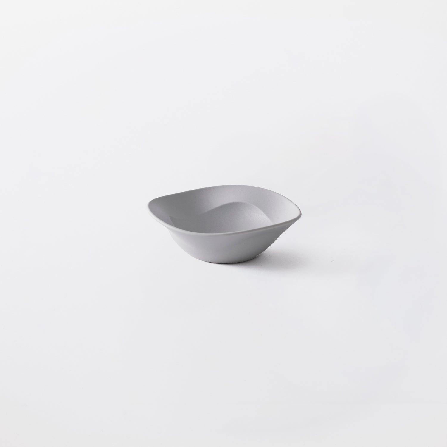 Products | こだわりのある人の普段使い食器ARAS（エイラス）公式