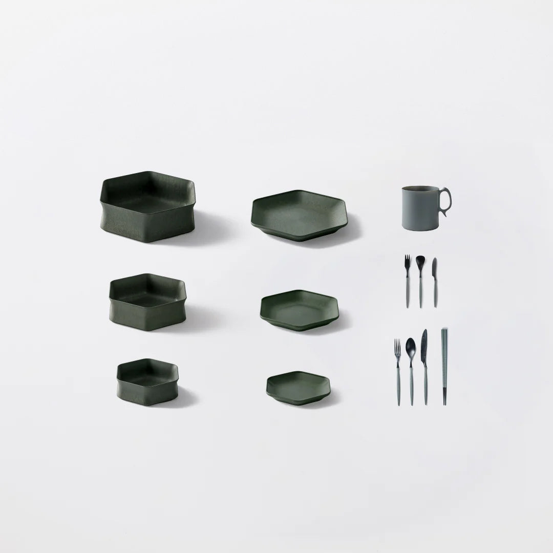 ＜公式HP限定＞毎日の食卓が整うセット(深鉢ロッカク・平皿ロッカク大中小 ・スプーン・ナイフ・フォーク・箸・デザートスプーン・デザートフォーク・ナイフ小・マグカップ大　各1)