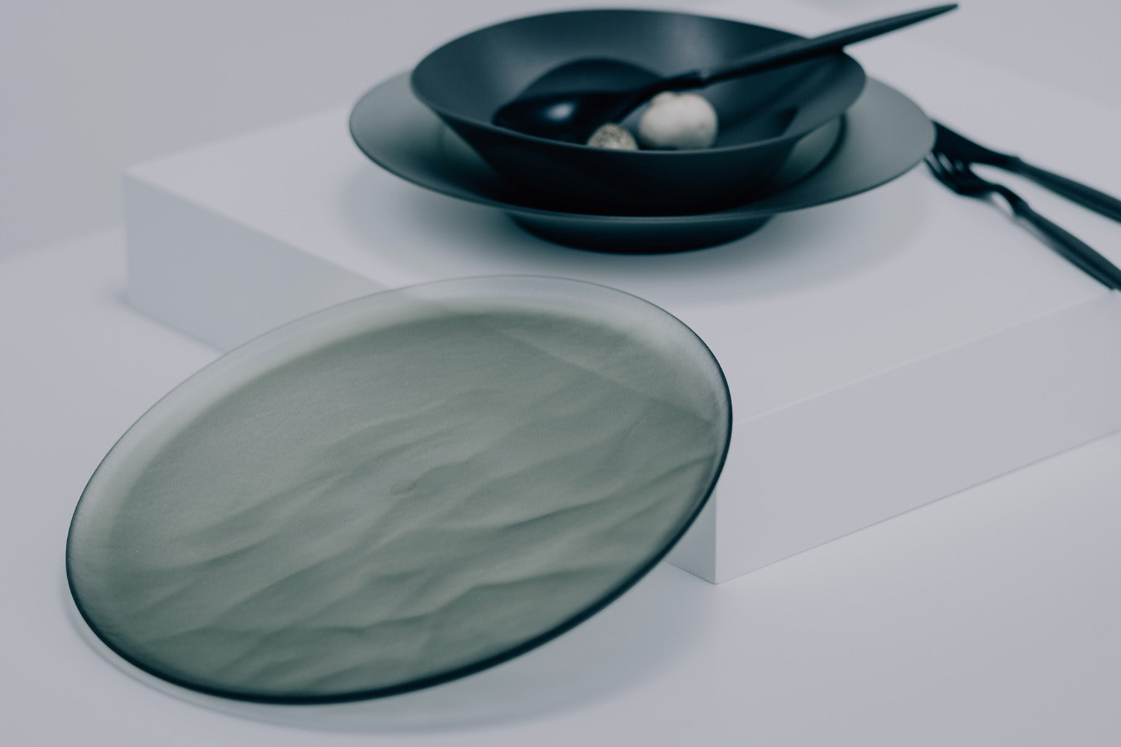 大皿ウェーブ｜こだわりのある人の普段使い食器ARAS